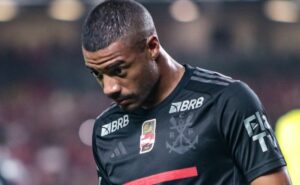 flamengo gastou r$ 191 milhões em contratações; de la cruz foi o mais caro