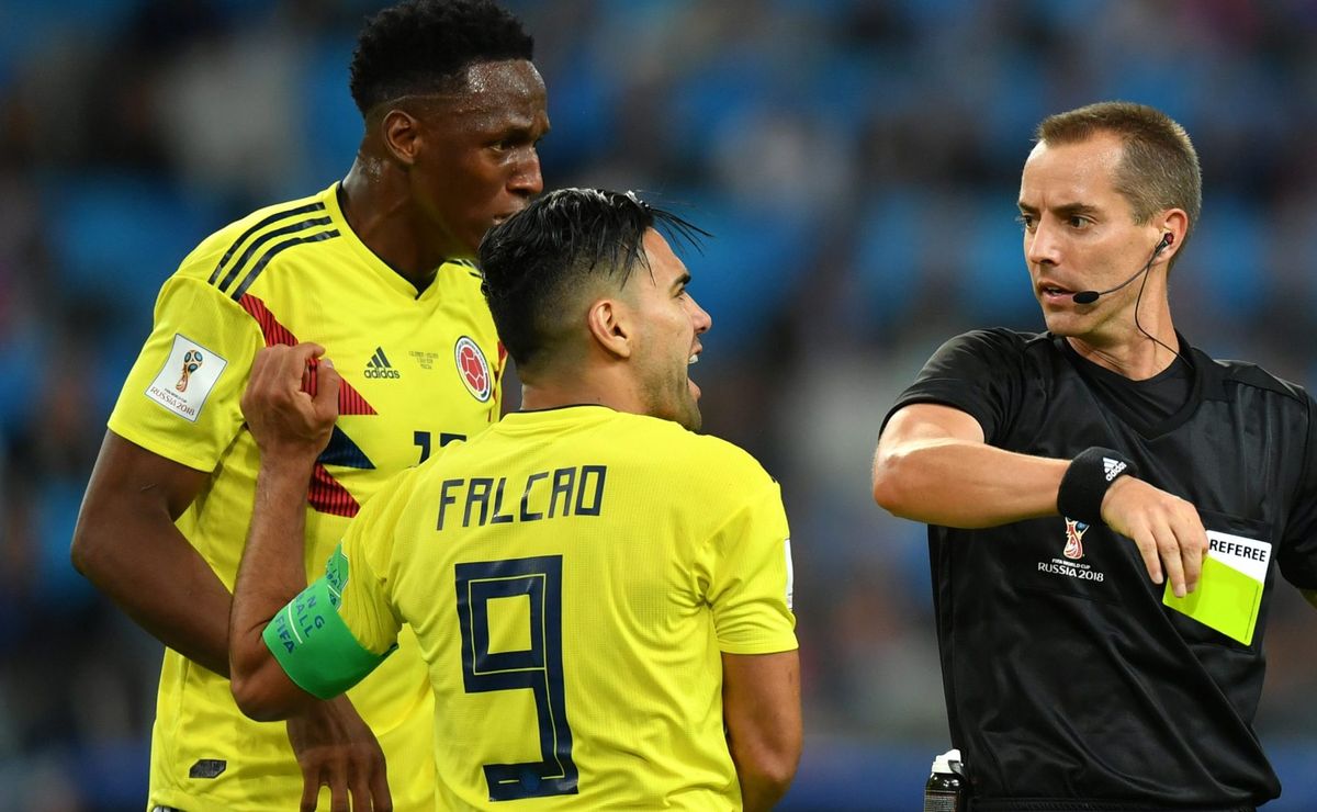 alexandre mattos inicia contato e cruzeiro tem interesse em craque da colômbia para julho