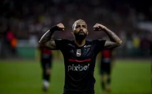 vitória do flamengo marca retorno de gabigol e torcida vibra: "parece noite de libertadores"
