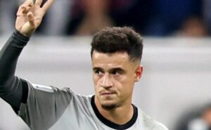 coutinho marca pelo al duhail e torcida do vasco comenta: "comemorando com uma tristeza"