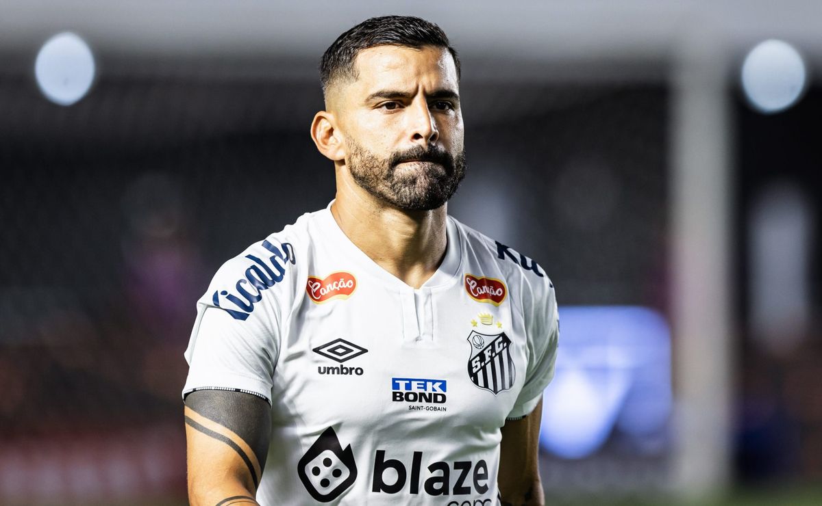 carille pode dar nova oportunidade para rincón entre os titulares do santos