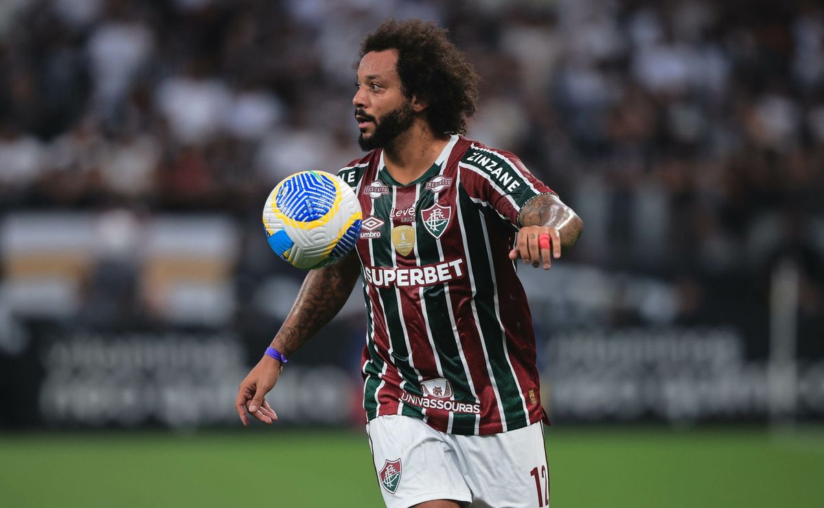 marcelo pode ser novidade na escalação do fluminense contra o atlético mg