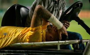 américa mg faz gol após lesão de joão paulo e irrita torcida do santos