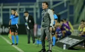 gabriel milito rasga elogios ao atlético mg e afirma que o time seria o mesmo com a presença da torcida do rosario