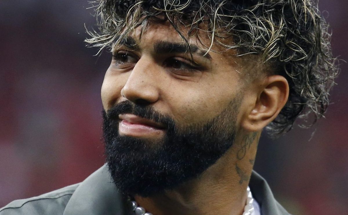 corinthians decide fechar acordo para contratação de gabigol e impõe condições ao estafe