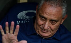 tite barra saída de werton para europa e permanência no flamengo é concluída 