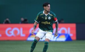 dia de reapresentação no palmeiras conta com o retorno de gustavo gómez e mais 2 jogadores
