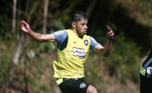 com presença de romero e +1, botafogo anuncia treino solidário pelas vítimas de tragédias no rs