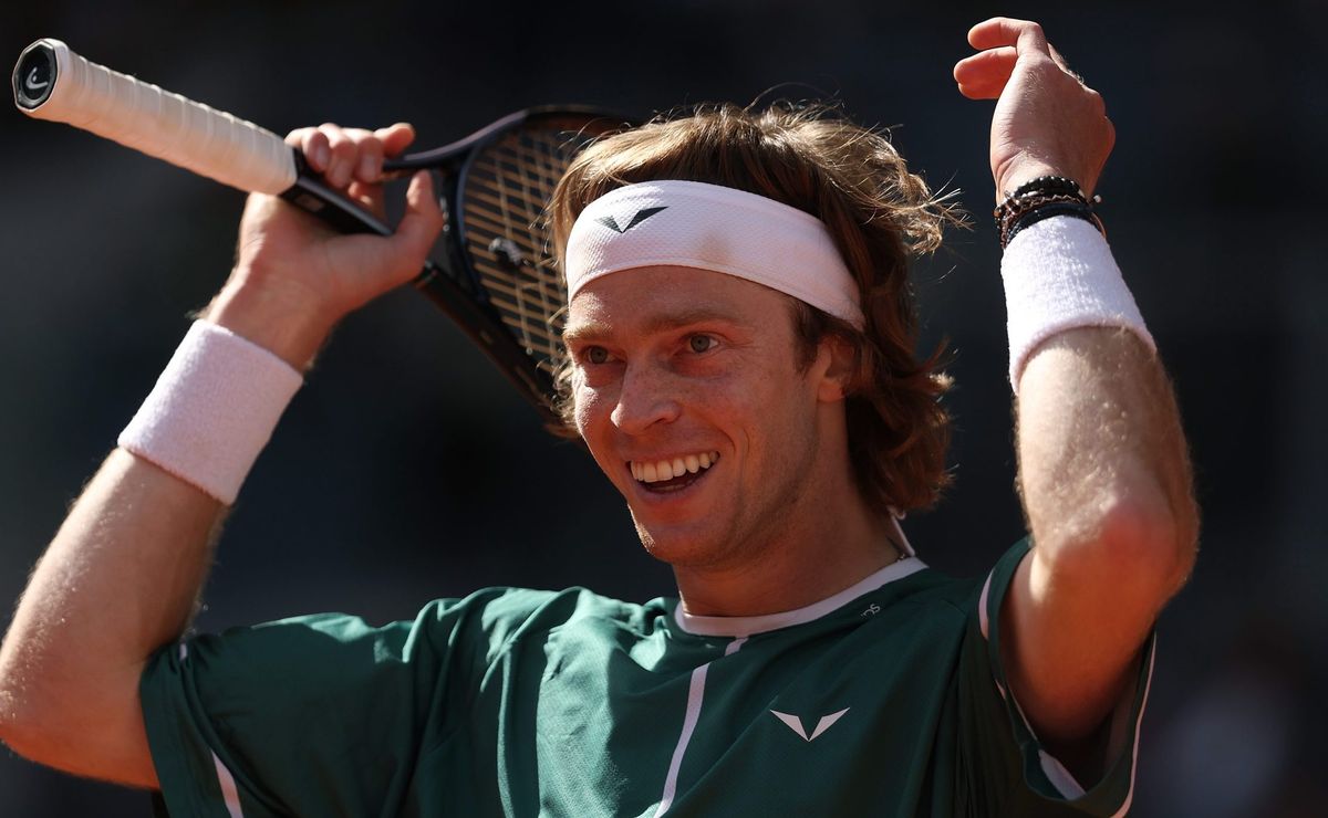 por top 6, rublev joga contra 'zebra' na final do masters 1000 de madrid; veja onde assistir ao vivo