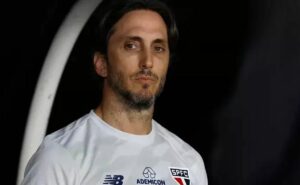com visita especial, são paulo faz penúltimo treino antes de encarar o cruzeiro