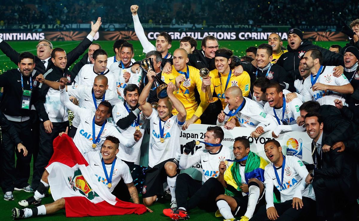 o maior campeão mundial entre os brasileiros? quantos mundiais tem o corinthians? relembre cada título do alvinegro de itaquera