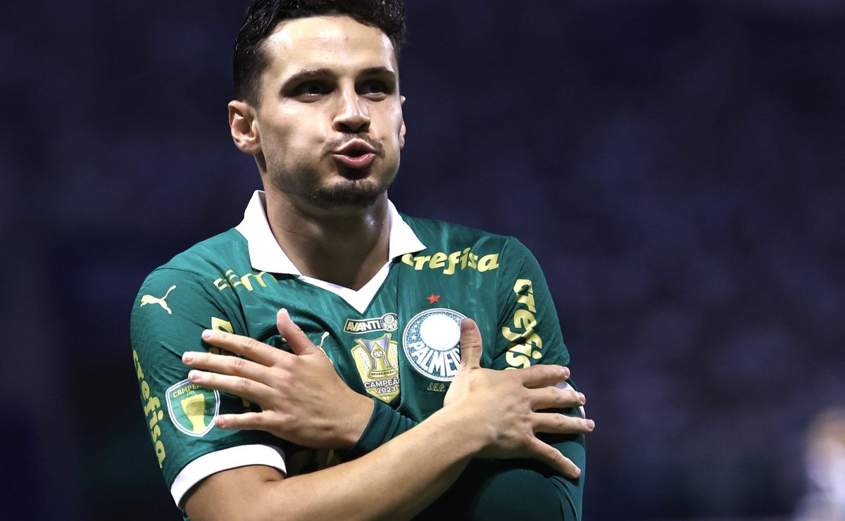 palmeiras de raphael veiga tem retrospecto positivo diante do athletico nos últimos jogos; veja números