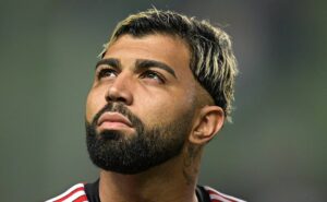 gabigol toma decisão nesta madrugada e flamengo é comunicado que atacante tenta provar sua inocência
