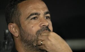 artur jorge reclama da demora do var em vitória do botafogo: “É muito tempo”