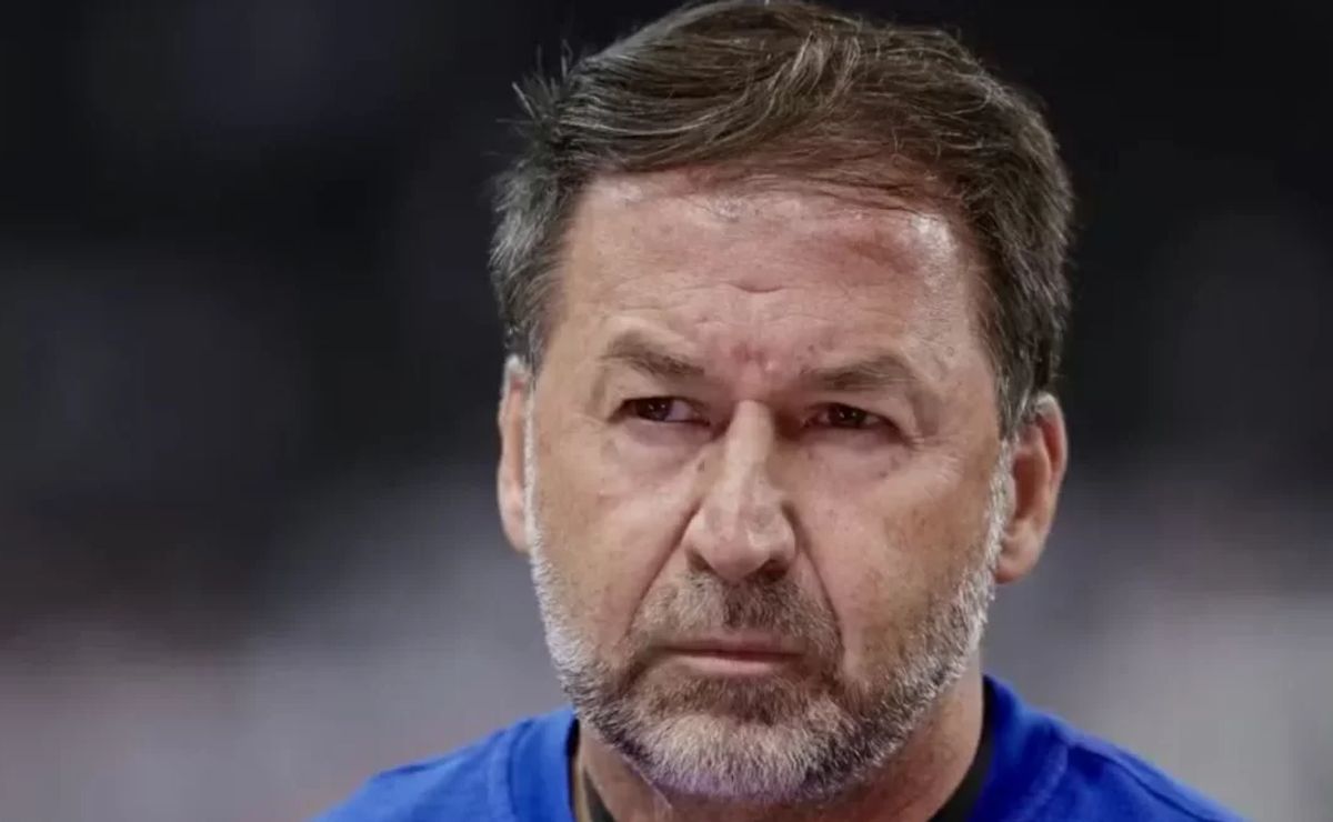 familiares e conhecidos de augusto melo geram incômodo no elenco do corinthians; entenda