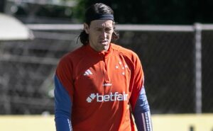 cruzeiro teve 28 goleiros como dida, fábio, gomes e muitos outros; confira a lista completa