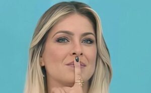 sem clubismo, renata fan se rende a titular do flamengo: "ele é deixado de lado, sou fã do futebol dele"