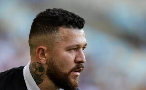 rossi e galdames ganham chance no vasco contra o athletico; veja o time