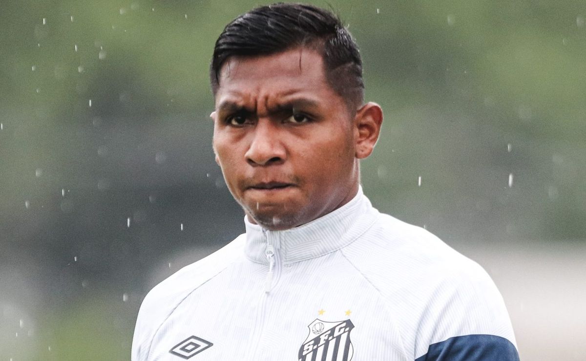 morelos deve ser barrado em decisão surpreendente de fábio carille no santos; veja o motivo