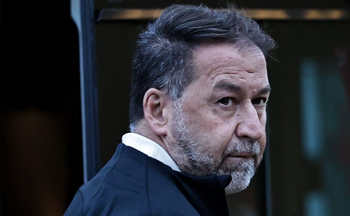 augusto melo recebe pedidos e pode confirmar 2 demissões nos bastidores do corinthians