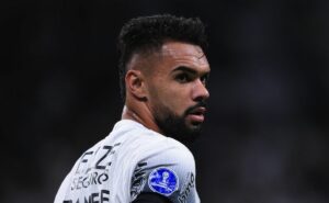 raniele revela sonho com seleção e admite prioridade: “prefiro ajudar o corinthians”