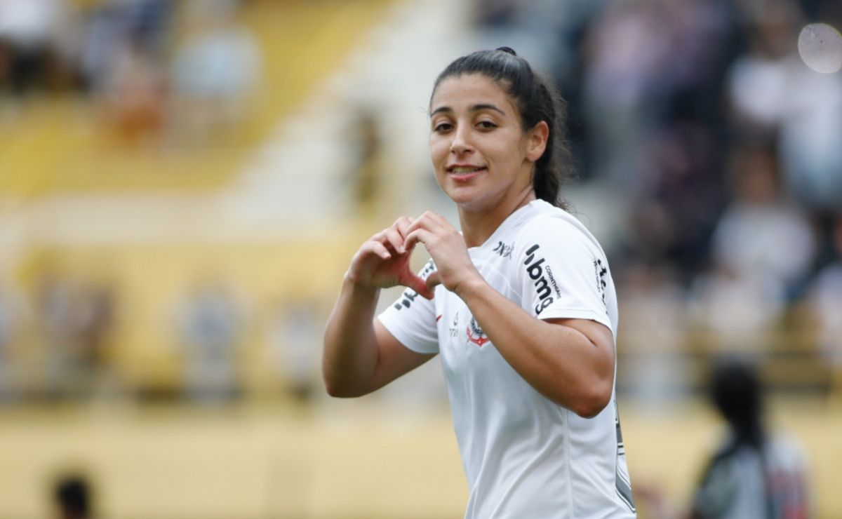 corinthians: duda sampaio fala sobre campanha e ressalta força das brabas: "emocionante"