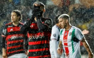 dependendo dos resultados da rodada, o flamengo tem chance de ser eliminado na libertadores nesta semana