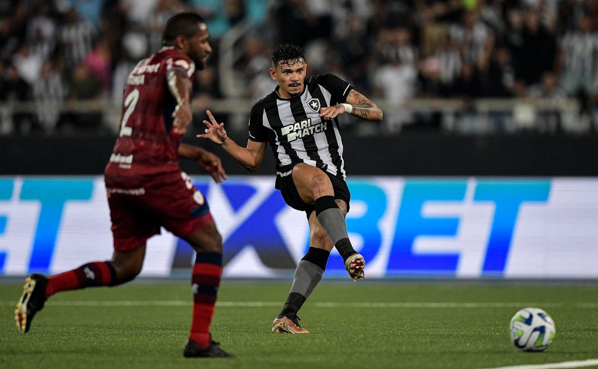 fortaleza e botafogo: saiba onde assistir, horário e prováveis escalações do jogo pelo brasileirão