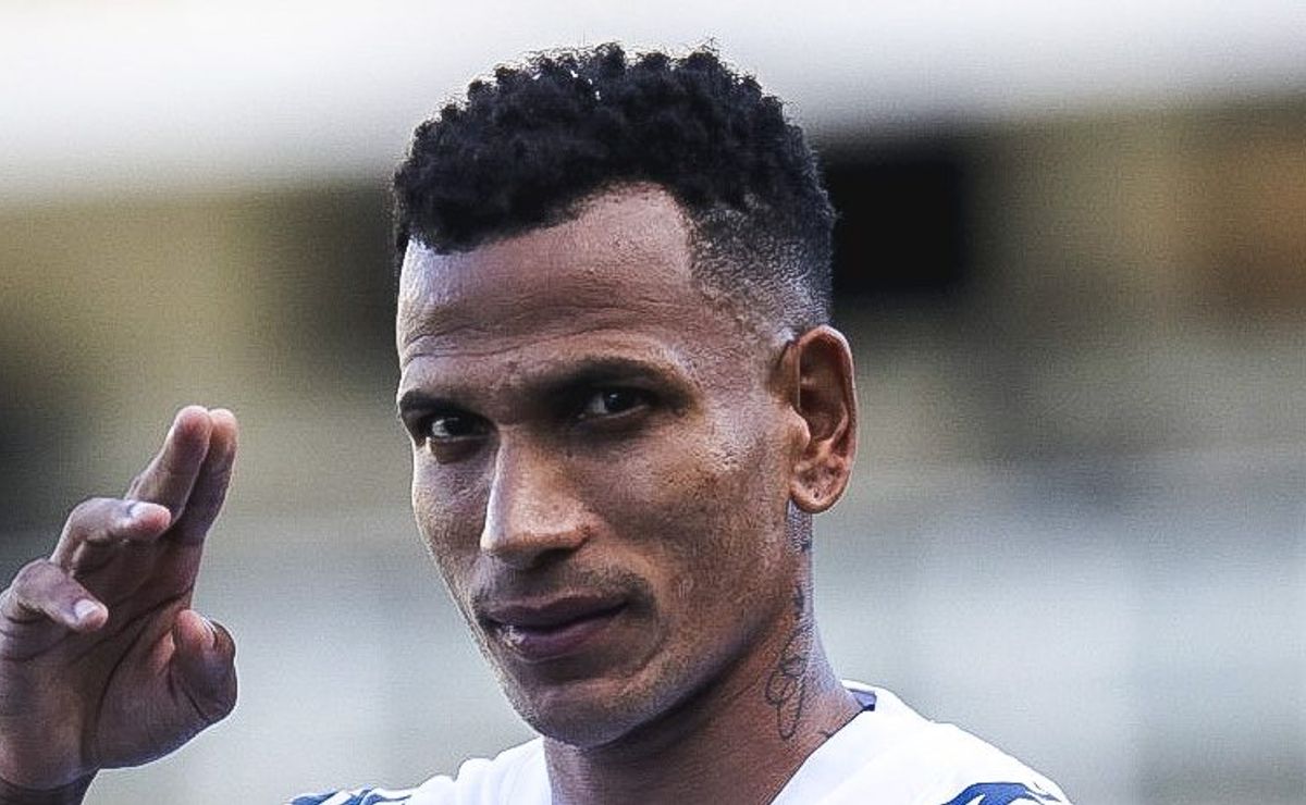 otero é 'cortado' da copa américa e santos ganha 'reforço' para série b