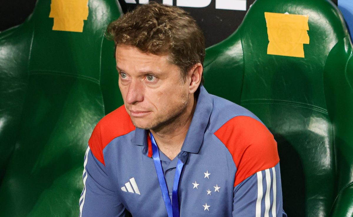 fernando seabra reclama de gols perdidos pelo cruzeiro: "precisa ter eficácia"