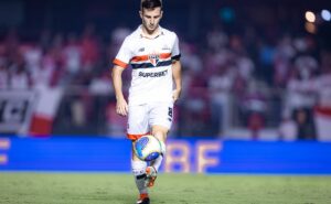 casares responde a possível procura do boca juniors por galoppo