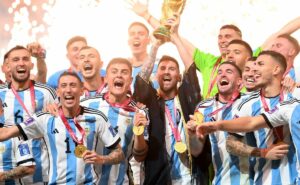 há 27 anos o campeão da copa do mundo vence a competição continental