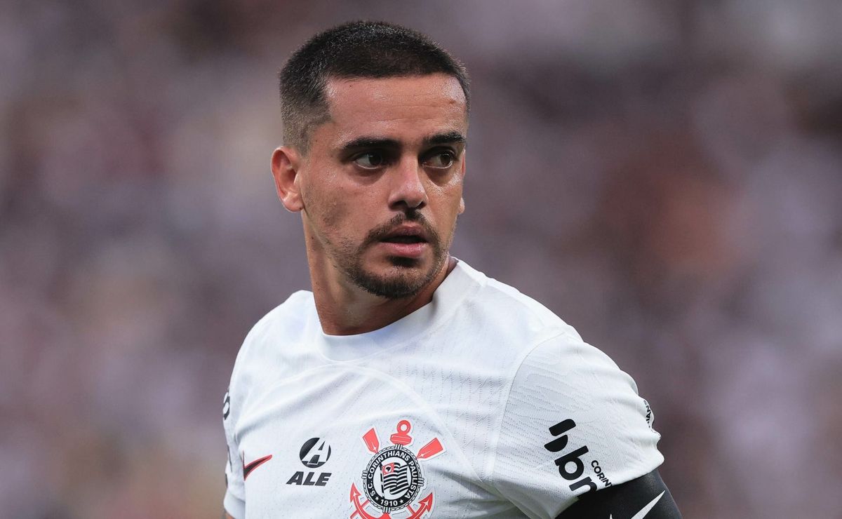 fagner dedica vitória do corinthians a cássio e expõe estratégia do elenco nos bastidores