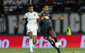 em jogo muito movimentado, bragantino e flamengo empatam pelo brasileirão; veja atuações