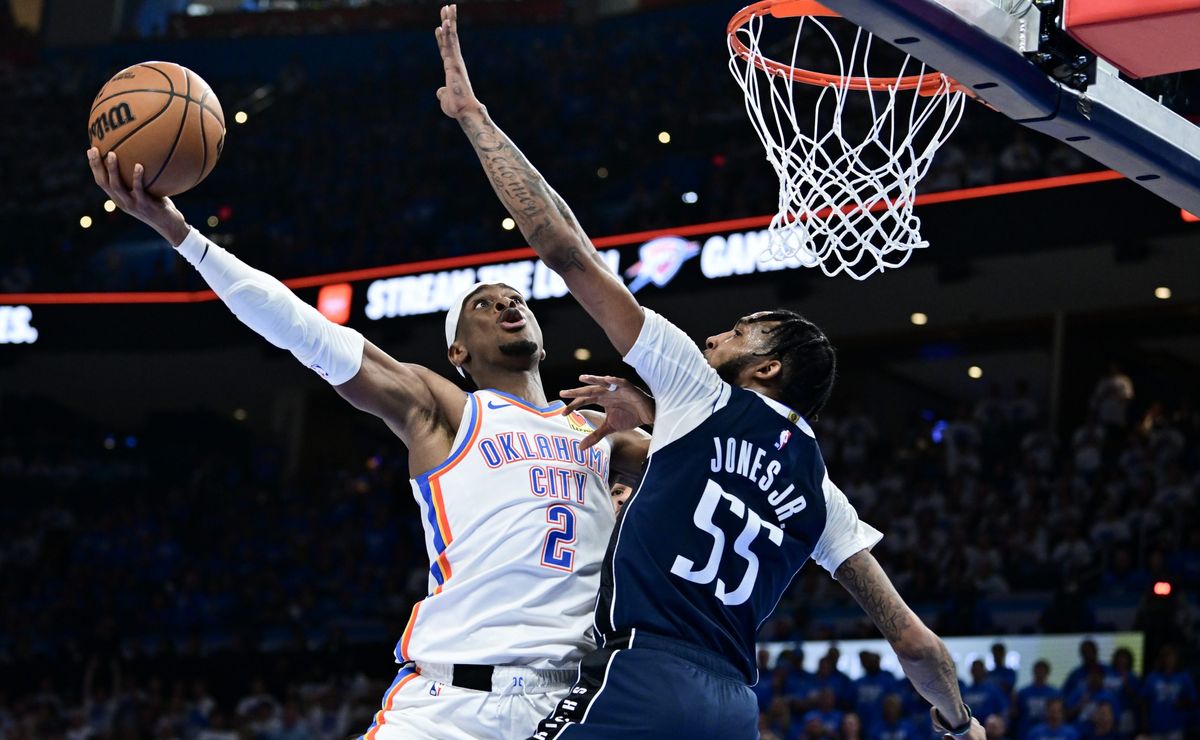 thunder dá as cartas contra os mavericks em jogo 1 dos play offs