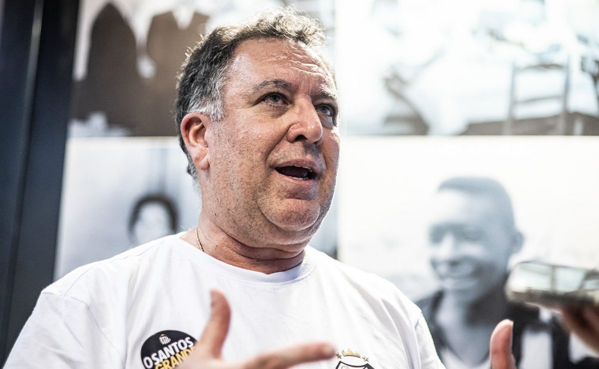 marcelo teixeira afasta atacante e ele não joga mais pelo santos