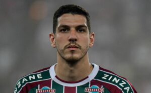 ex fluminense, nino toma decisão sobre volta ao futebol brasileiro