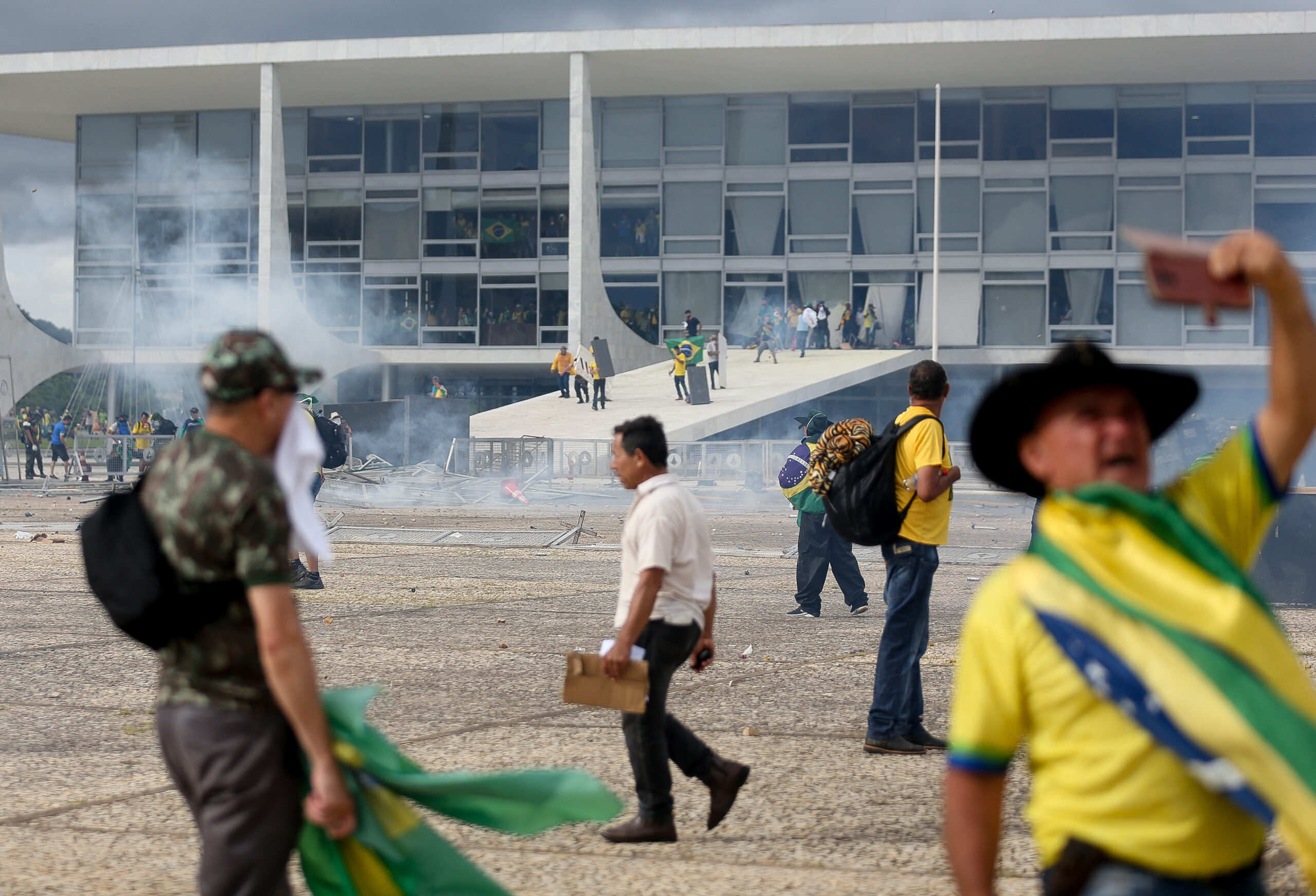 brazilian feds target more january 8 rioters