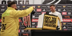 zé delivery ativa parceria com atlético mg na apresentação de bernard