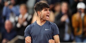 carlos alcaraz renova contrato com a nike e ganhará logotipo personalizado