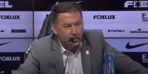 augusto melo deixa abertas as portas para possível retorno de sérgio moura ao corinthians