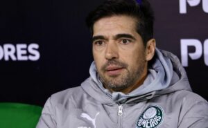 abel ferreira tem situação definida com dudu no palmeiras e cruzeiro é comunicado