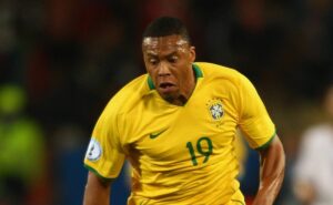 júlio baptista revela favorito a copa américa e o que pensa de endrick