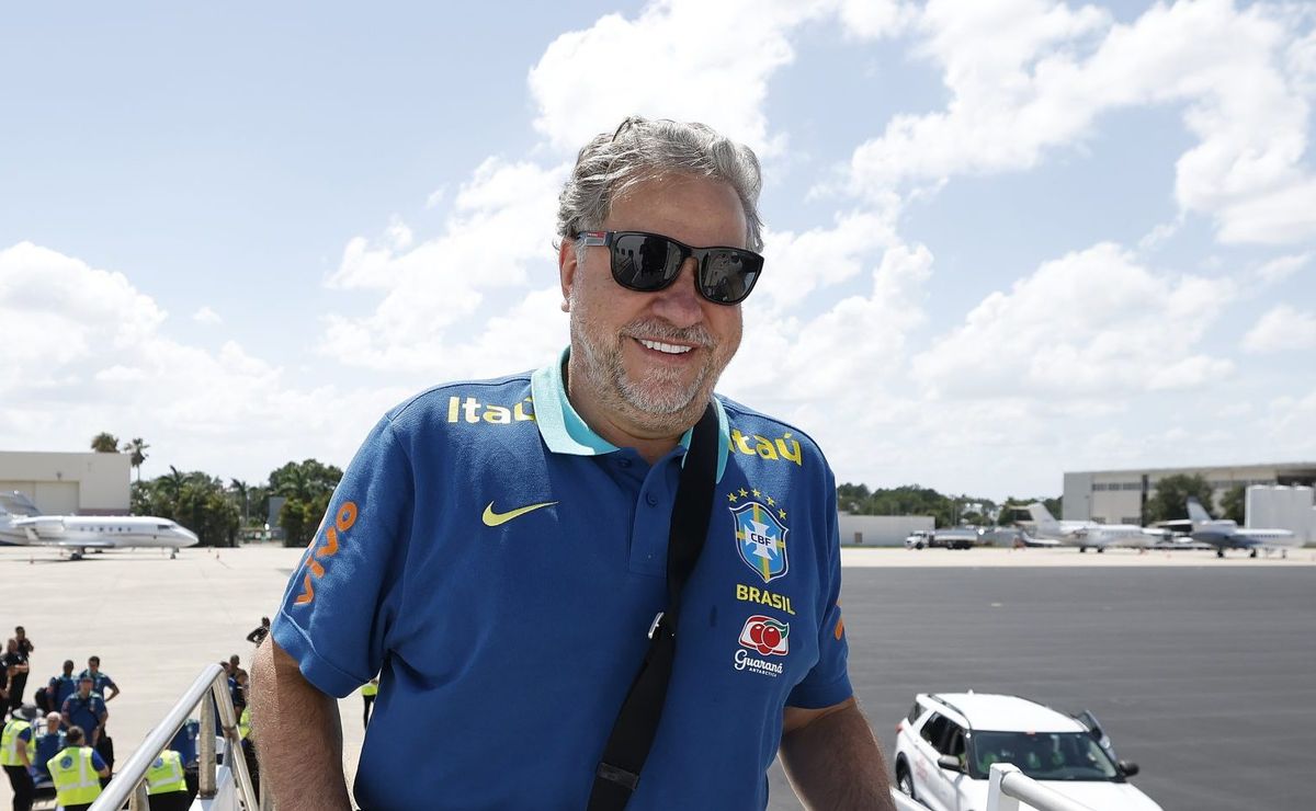 casares toma decisão no são paulo e marca reunião importante entre comissão de zubeldía e jogadores