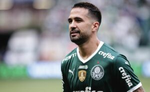 luan não participa de jogo treino e futuro pode ser longe do palmeiras