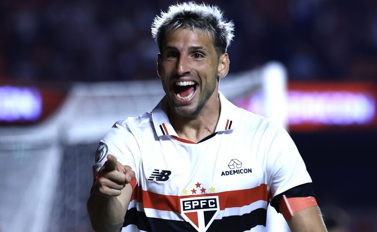 calleri recebe elogios da torcida após vitória do são paulo