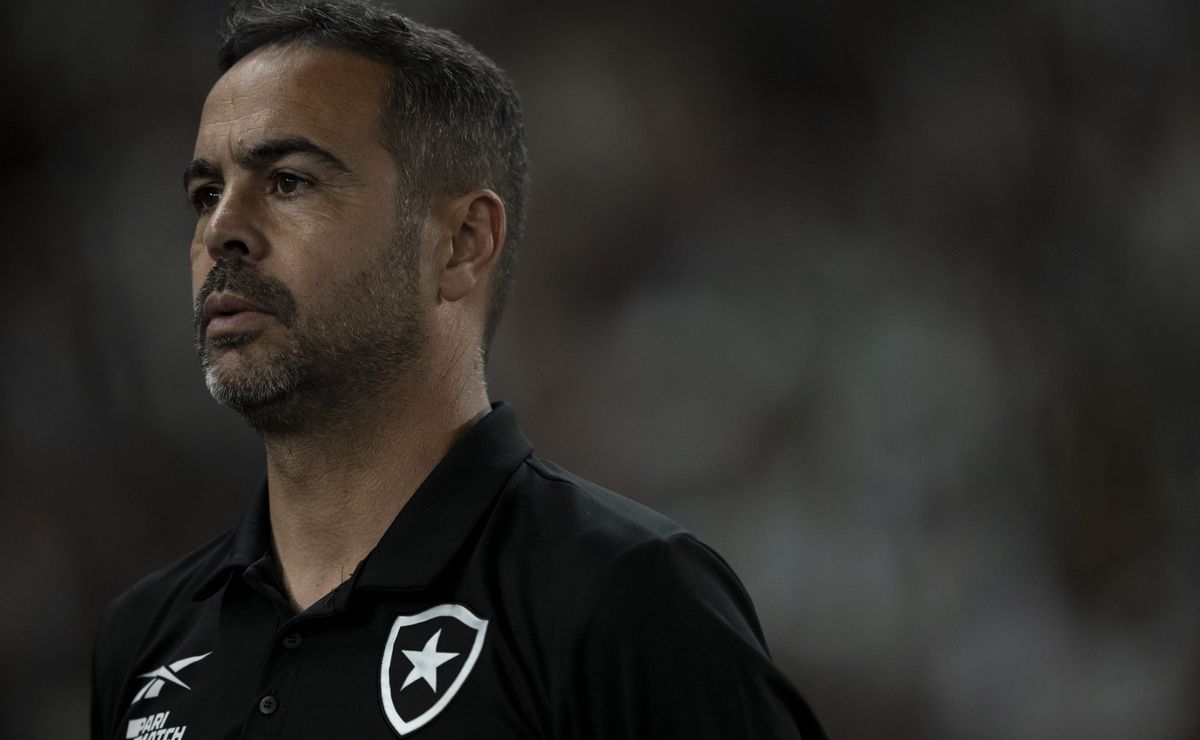 botafogo defende vantagem nos duelos diretos contra o criciúma