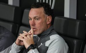 gabriel milito sai em defesa de everson após desabafo emocionado do goleiro