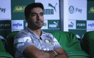 abel ferreira pode repetir a escalação do palmeiras diante do atlético mg