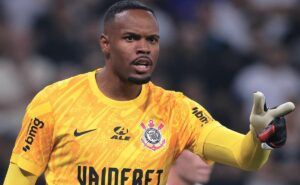 carlos miguel toma decisão final sobre renovar com o corinthians, revela jornalista